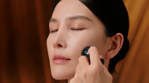 知名面部护理品牌樊文花，通过融合中西方护理理念，致力于为消费者提供高品质的线下奢级体验(图4)