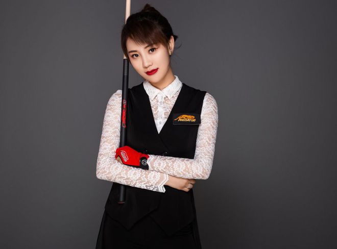 刘莎莎:台球界的少女传奇(图3) 刘莎莎:台球界的少女传奇(图3)