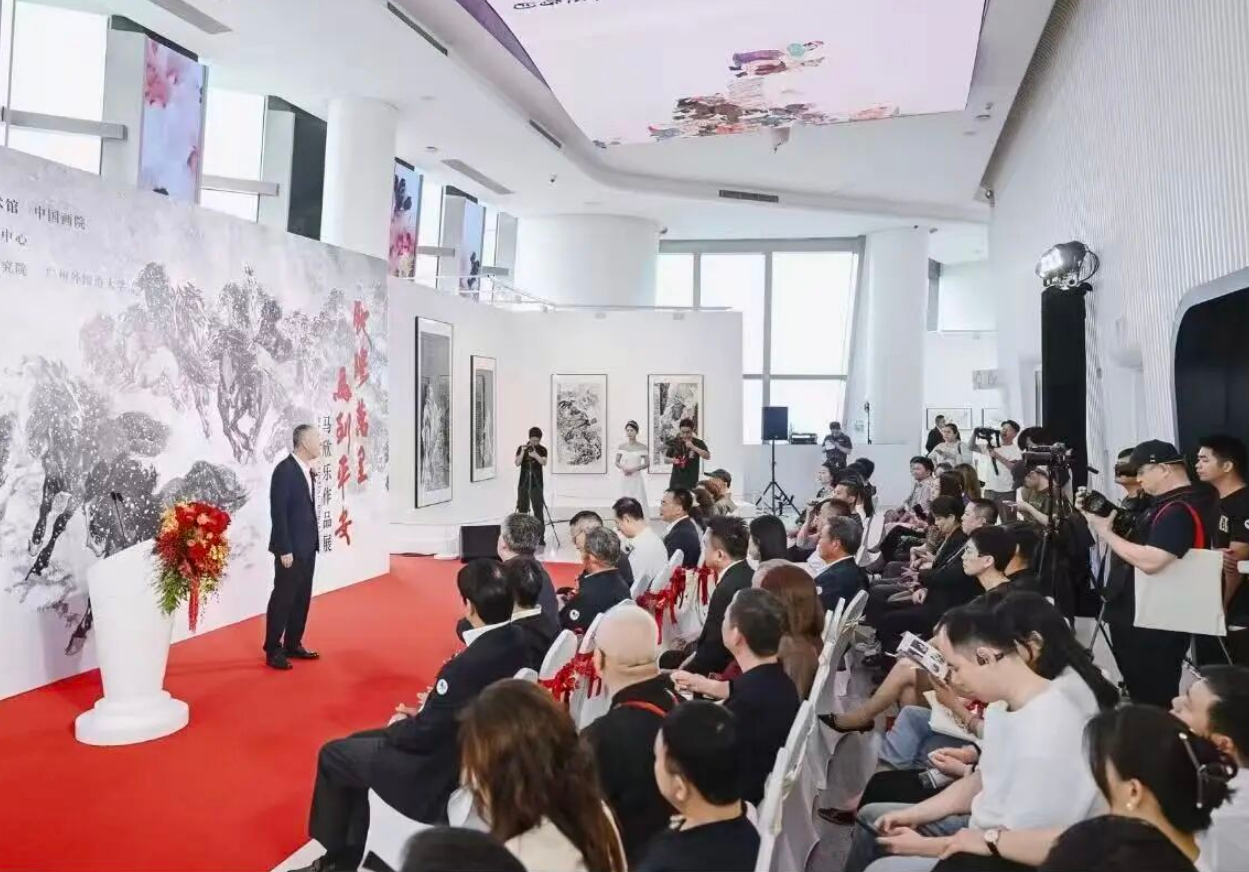 云巅驰骋 马到平安——马欣乐作品展开幕式在深圳平安金融中心隆重举行(图4)